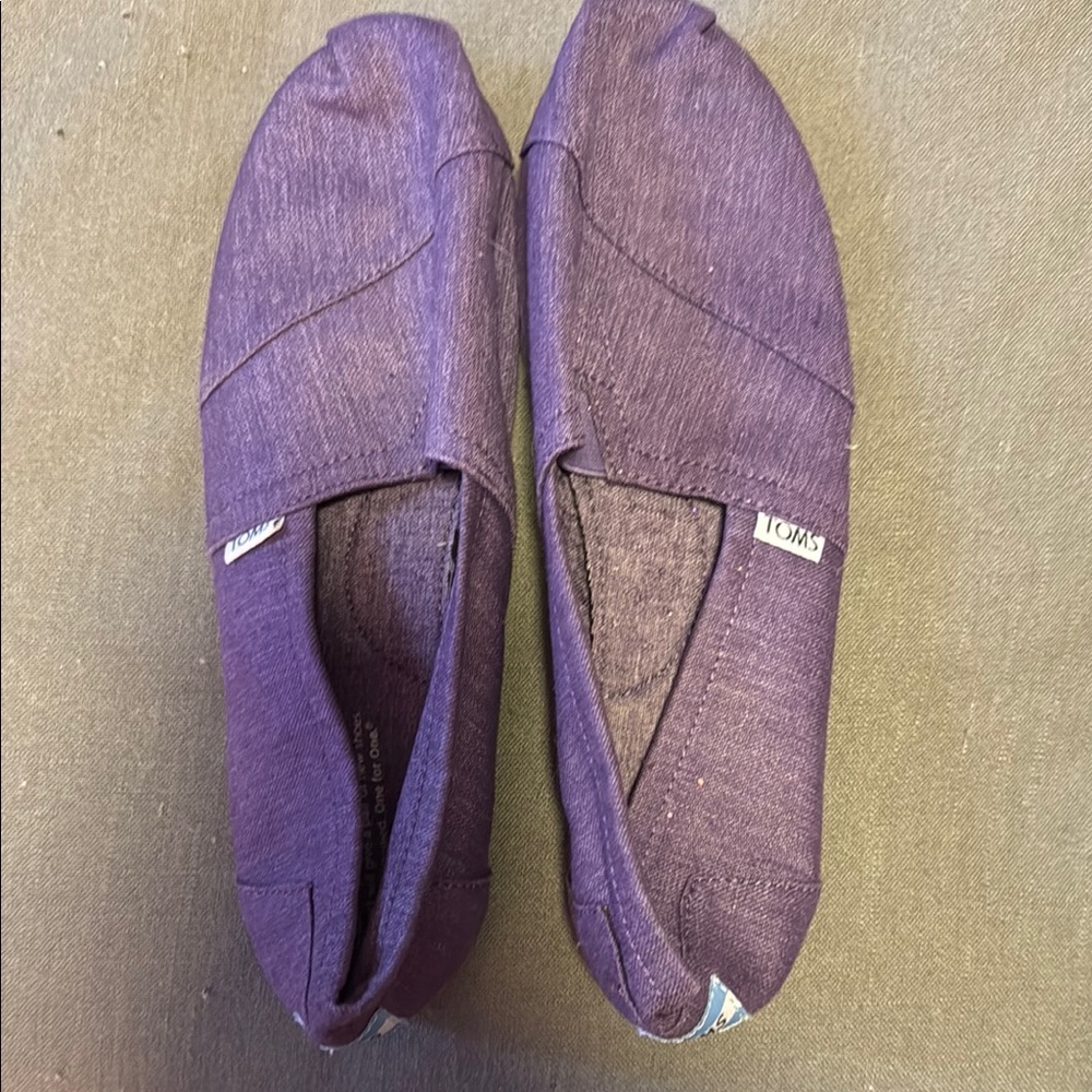 Toms Purple Flats Slip-On Shoes